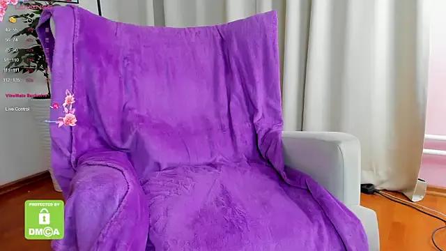 miissblonde on StripChat 