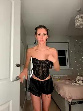 MilaRenee — SPIT AND GRAB TITTIES 