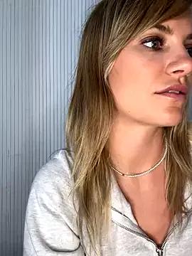 Milla__one on StripChat 
