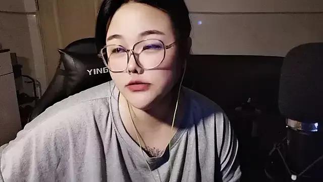 Mini1314 on StripChat 