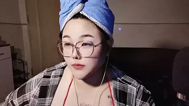 Mini1314 on StripChat 