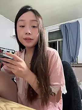 Minnie-66 on StripChat 