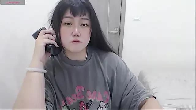 minnie9009 on StripChat 