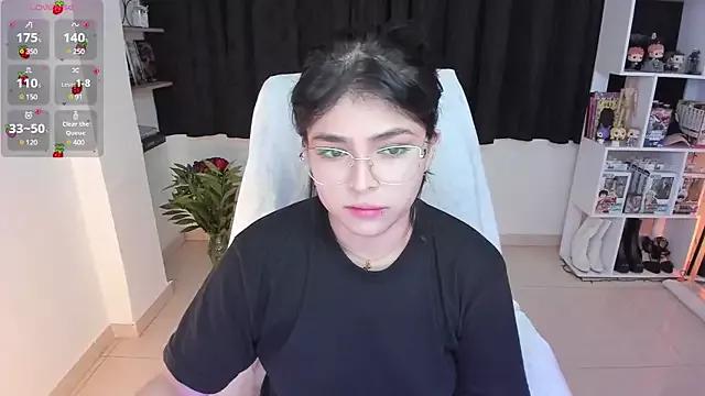 misshoneyxxx on StripChat 