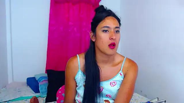 misss_estrella on StripChat 