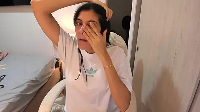 misstoya on StripChat 