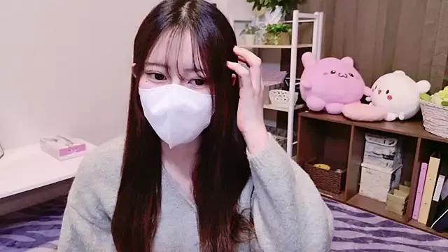 MOEMOE-Q on StripChat 