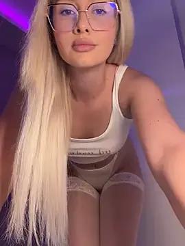 mollyxxx on StripChat 