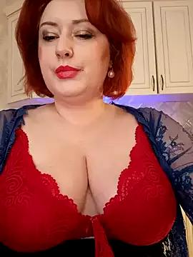 mom4you on StripChat 