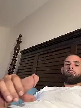 momentum2023 on StripChat 