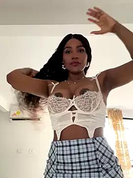 moonlight_j on StripChat 