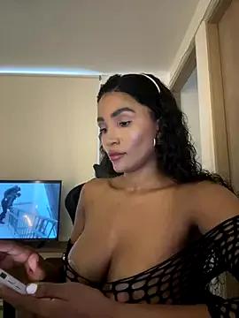 moonlight_j on StripChat