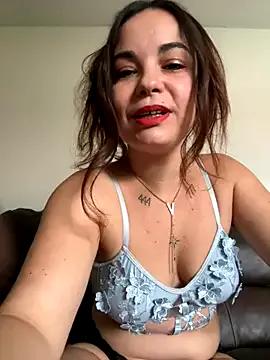 Morena_B —  poiiiil