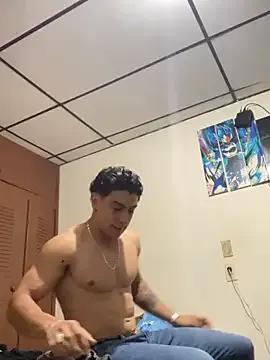 MR_MUSCLE on StripChat 