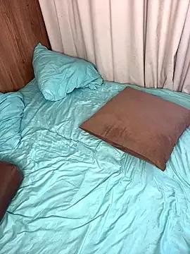 MrMrsRight on StripChat 