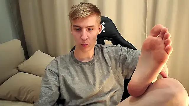 MrSexyCum4U on StripChat