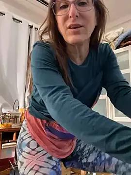 MsSamantha on StripChat 