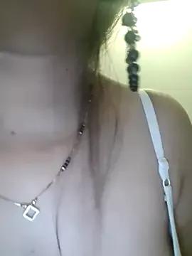 MumbaiDreamGirl on StripChat 