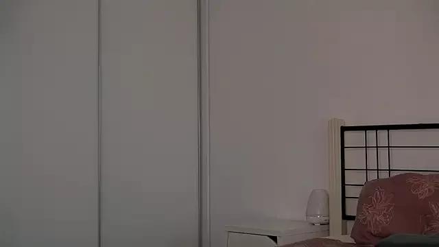 Naalani on StripChat 