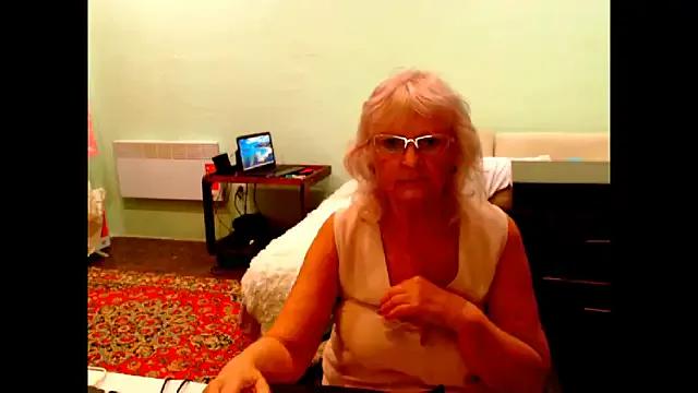 Natali7634 on StripChat 