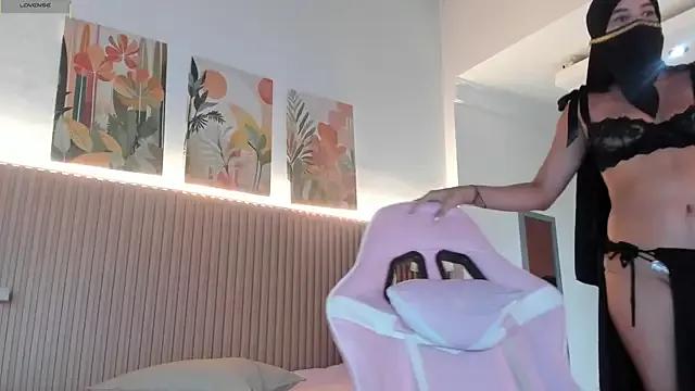natash_malak on StripChat 