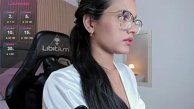 nathalia_smith_ on StripChat