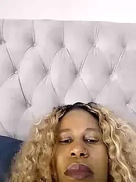 Nattybae009 on StripChat