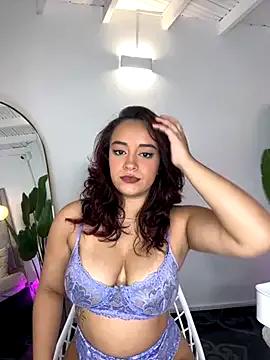 NaughtyNinnaXXX on StripChat