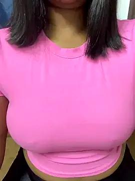 Nellybombass on StripChat