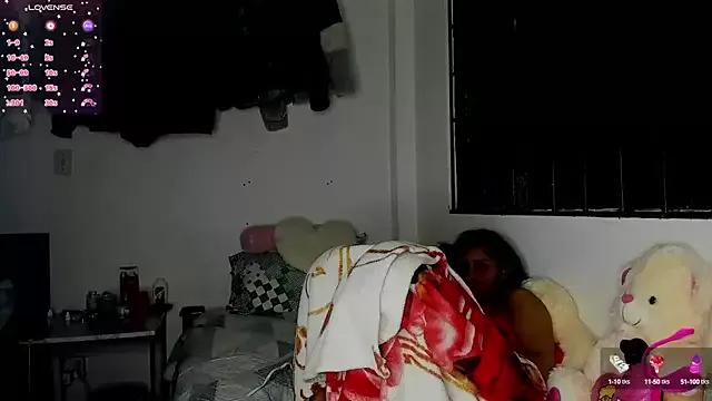 Nenita_Hot_ on StripChat 