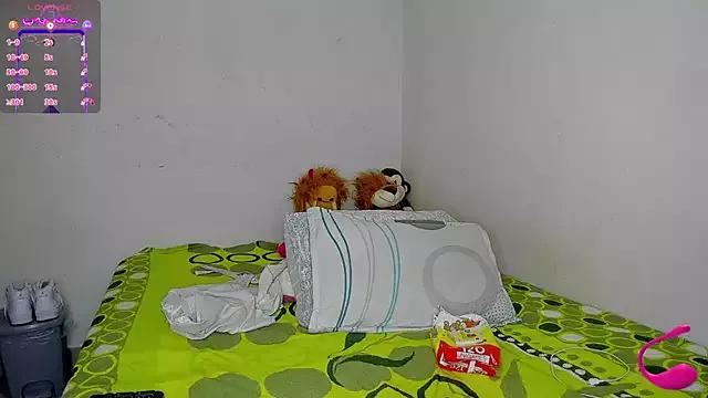 Nenita_Hot_ on StripChat 