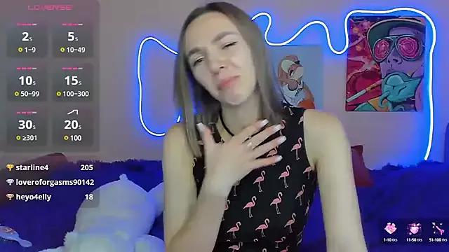 NessaDiazz on StripChat 