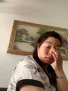 Nhung584 on StripChat 