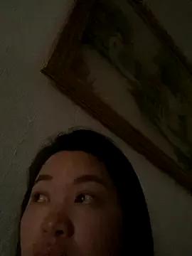 Nhung584 on StripChat 