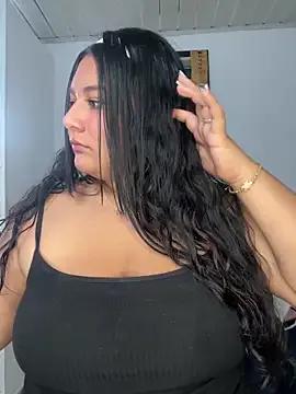 Nicky-222 on StripChat