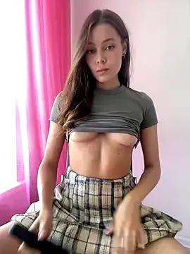 nicole111's avatar