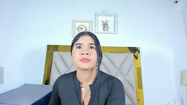 nicole_grace0 on StripChat