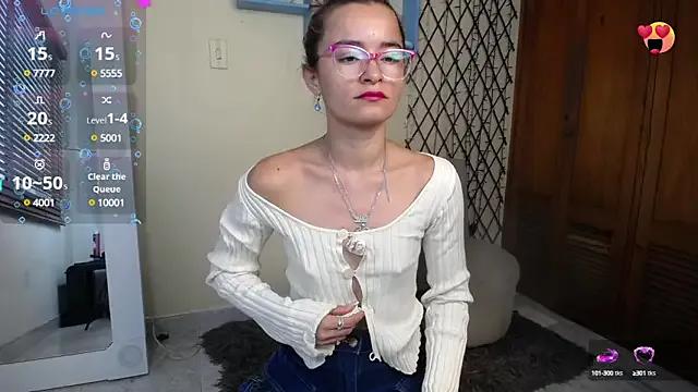NicoleSantana on StripChat