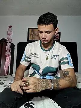 Niick01_ on StripChat 