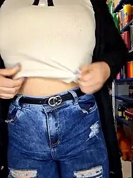 Niidia on StripChat 