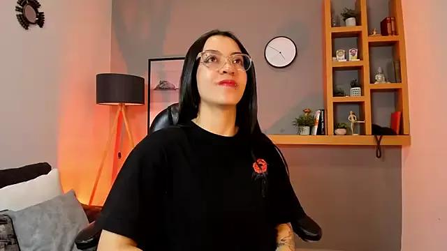 nina__dixon on StripChat 