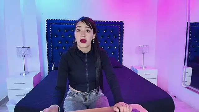 Nina_polett on StripChat