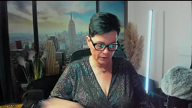 ninarandmann on StripChat 