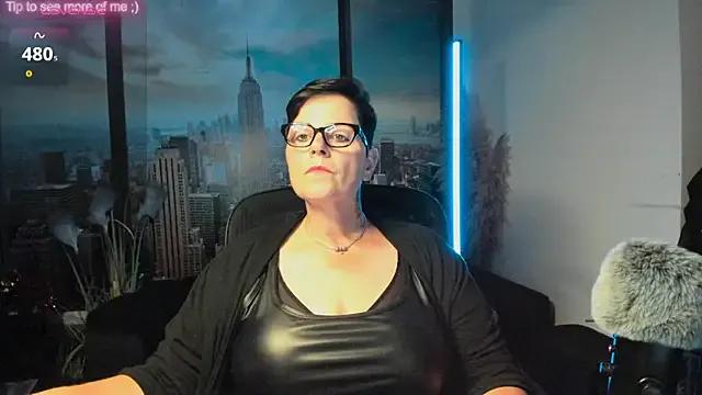 ninarandmann on StripChat
