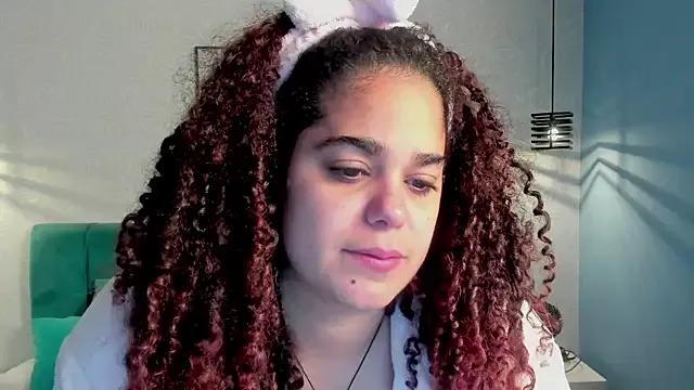 ninna_curly on StripChat 