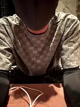 nnn_19 on StripChat 