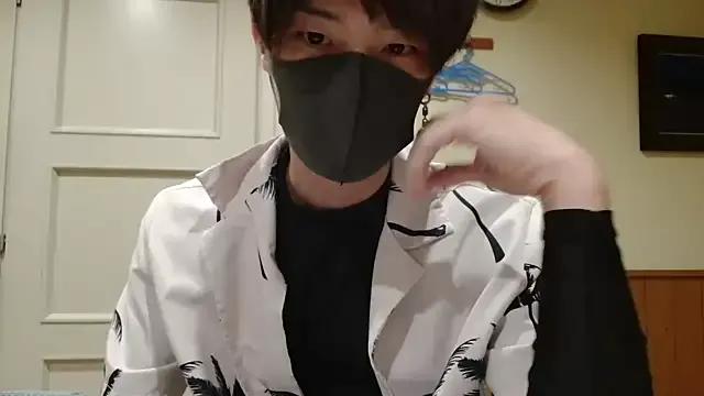 nnn_19 on StripChat 