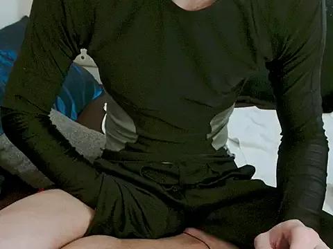 nnn_19 on StripChat 