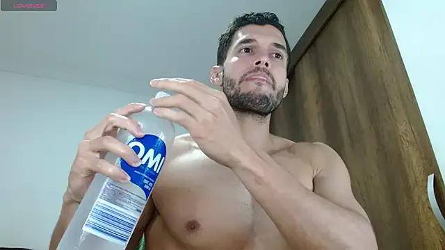 Noah_jhonsonn on StripChat