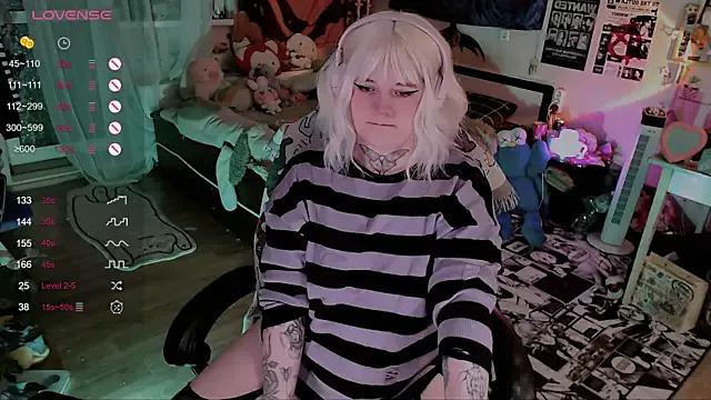 noori__hope on StripChat 